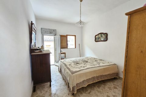 Landsbyhus i Collesano, Palermo, Collesano - € 76.000 | Ref: 10381 - foto 8